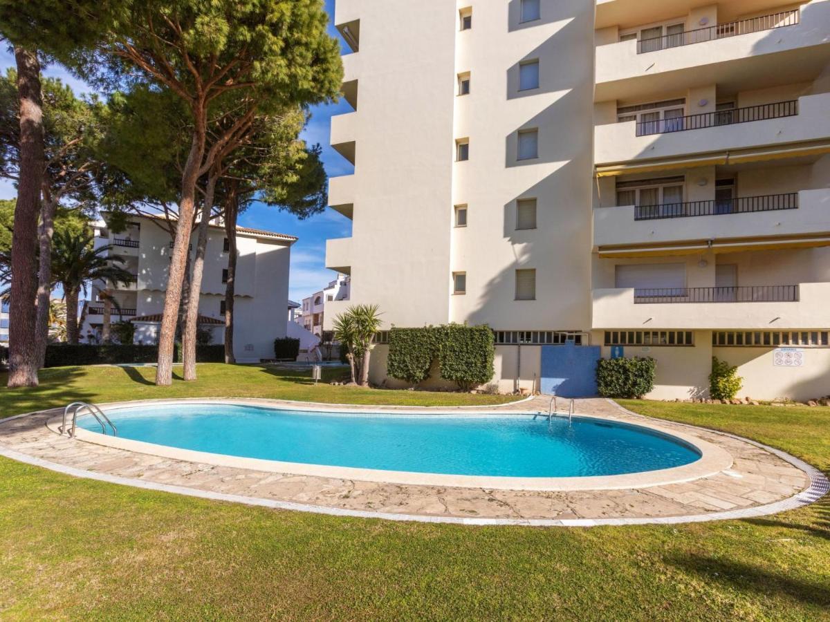 Apartment Poble Amarres Ii